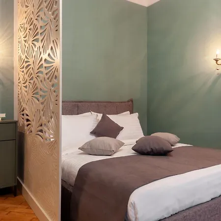 Alfa Valova 16 * Leópolis